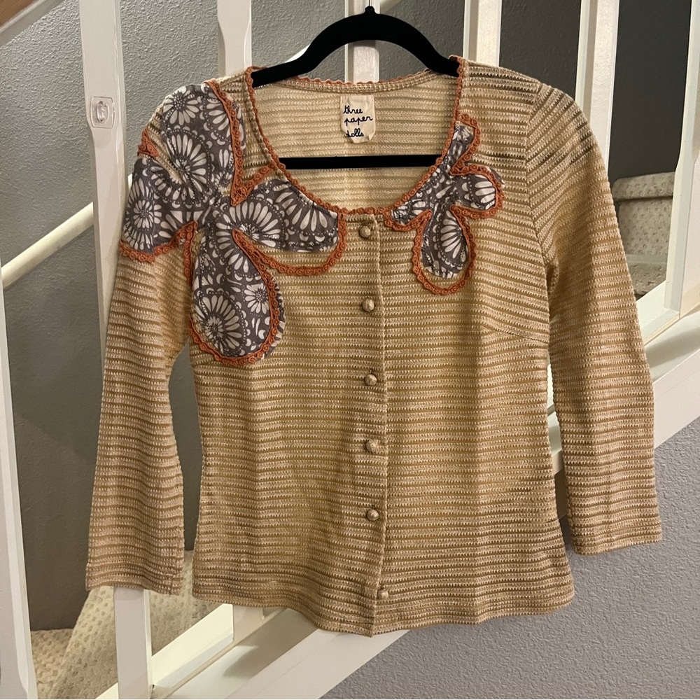 Women’s Three Paper Doll Light Knit Sweater XS
